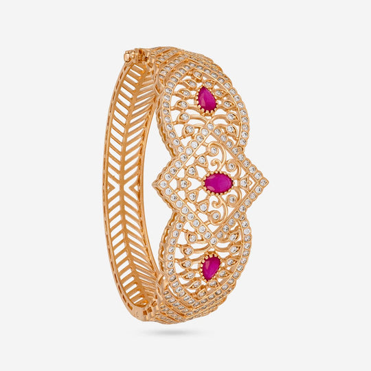 Zircon Kada Zircon Kada 201502