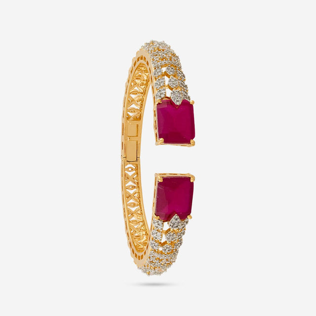 Zircon Kada Zircon Kada 190412