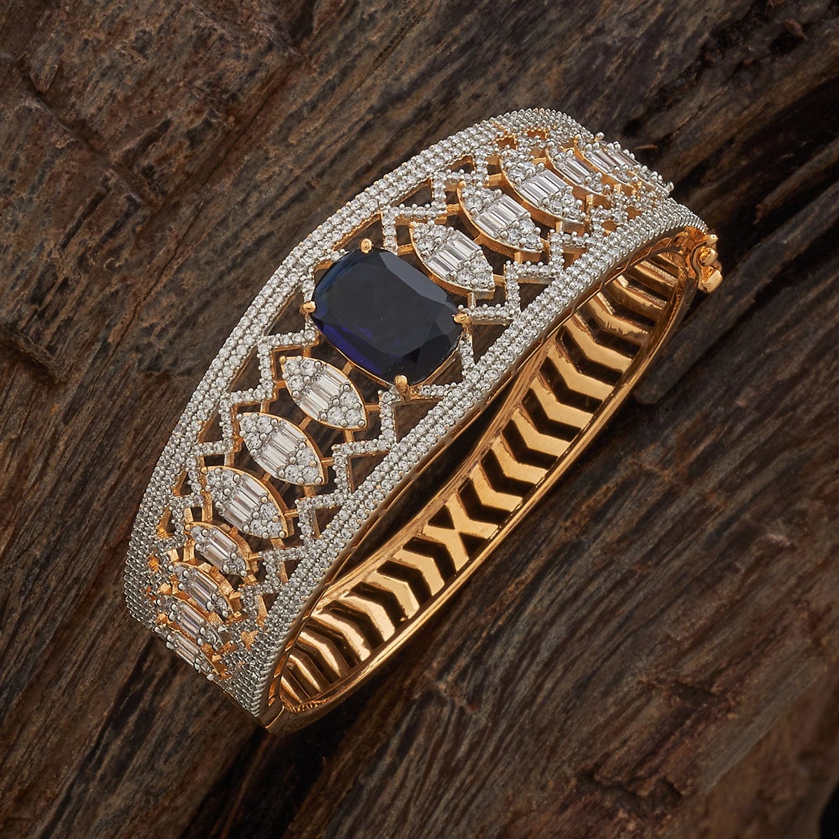 Zircon Kada Zircon Kada 182043