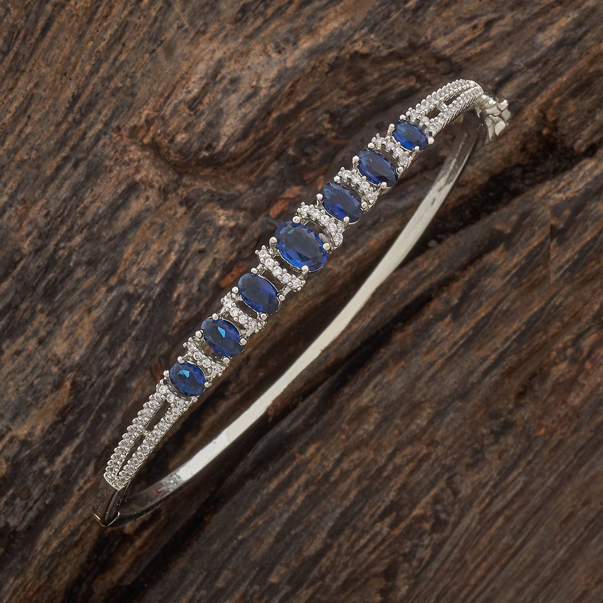 Zircon Kada Zircon Kada 182113