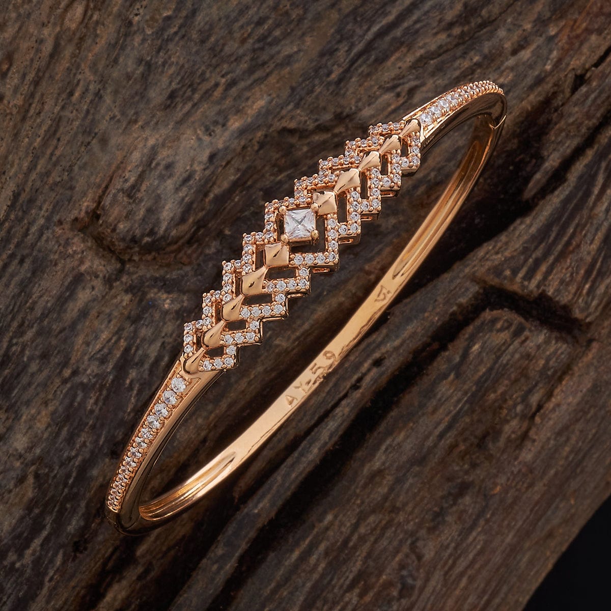 Zircon Kada Zircon Kada 184729