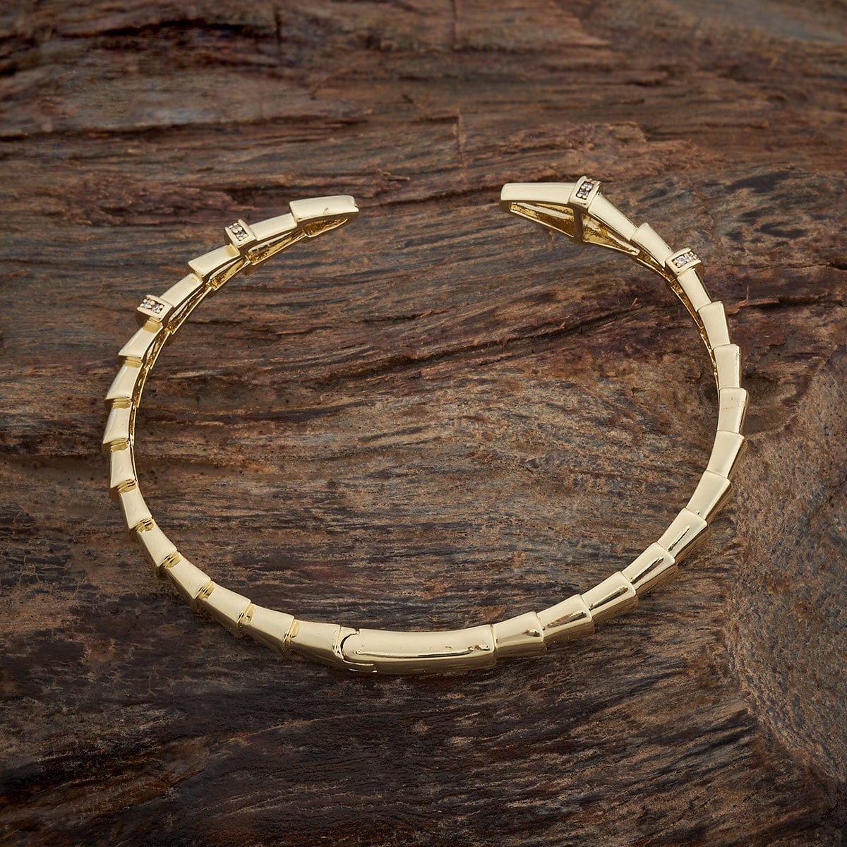 Zircon Kada Zircon Kada 184866