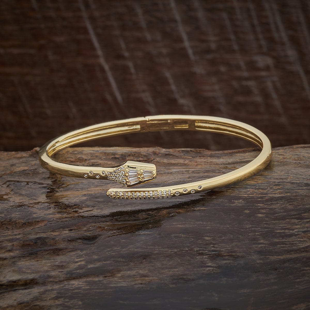 Zircon Kada Zircon Kada 184868