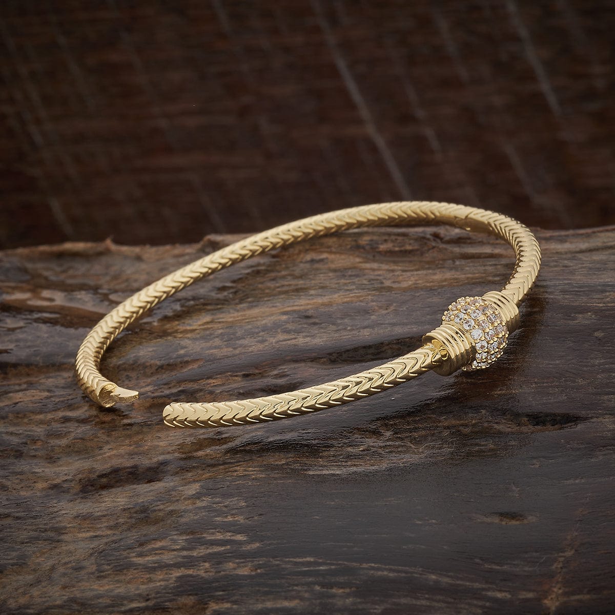 Zircon Kada Zircon Kada 184876