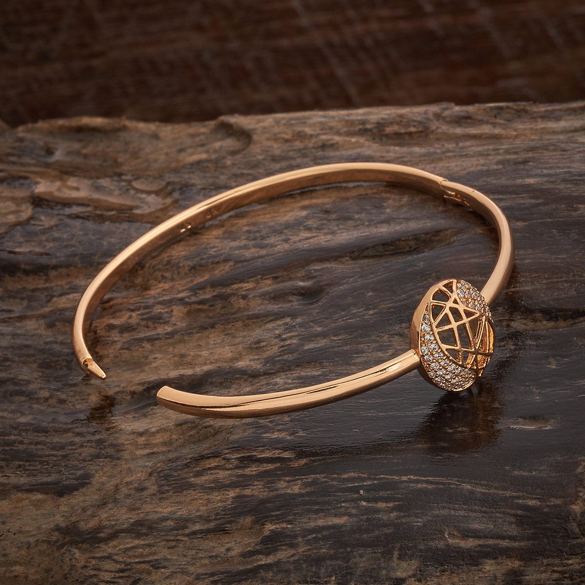 Zircon Kada Zircon Kada 186973