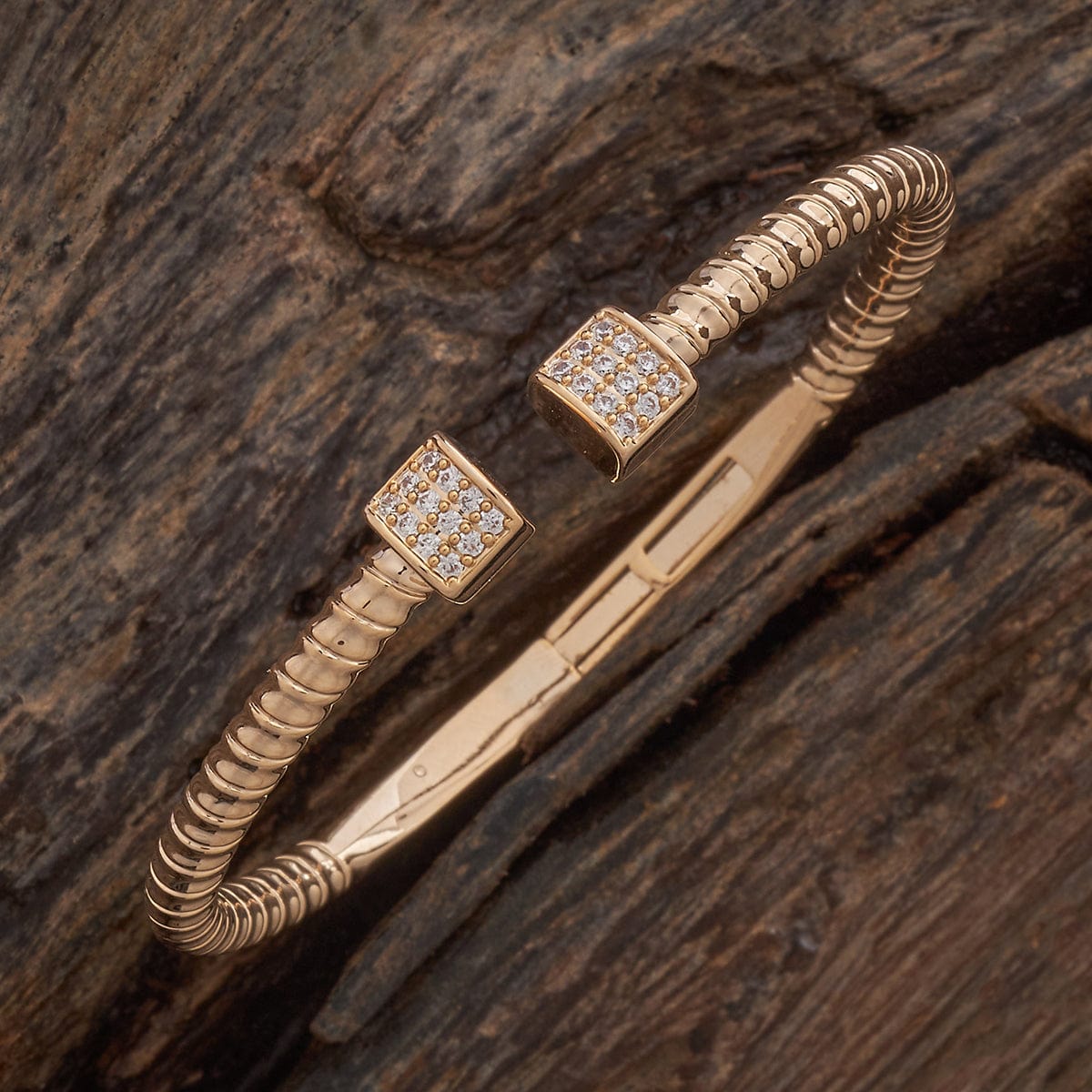 Zircon Kada Zircon Kada 187023