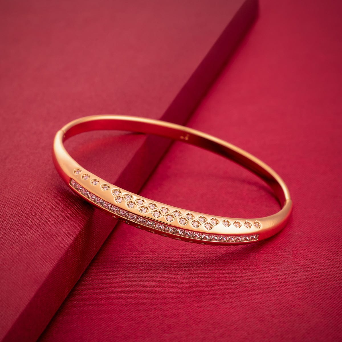 Zircon Kada Zircon Kada 189630