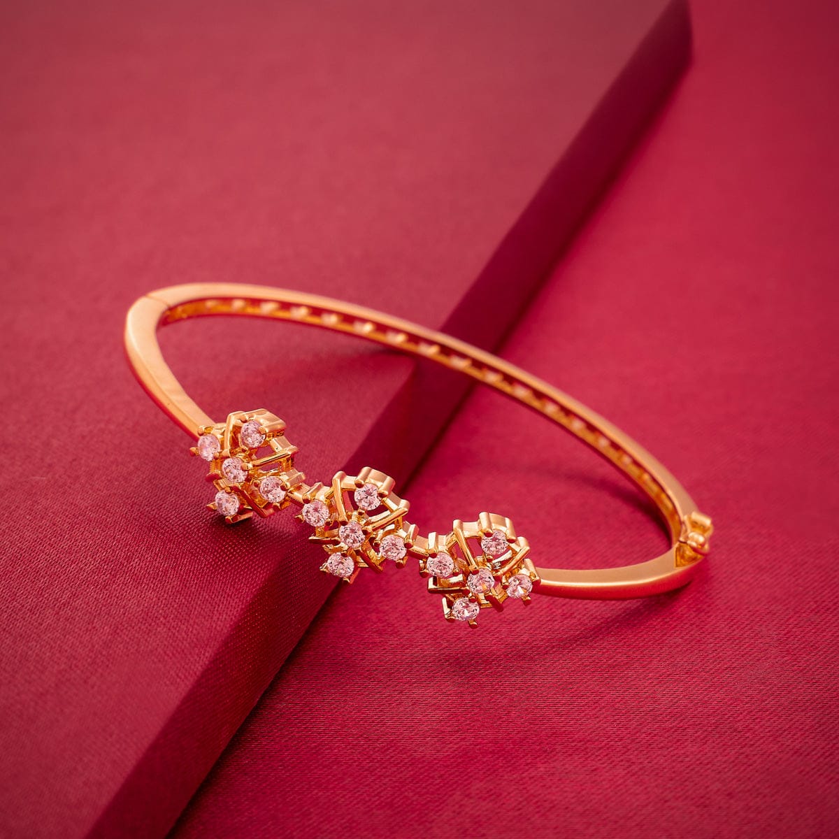 Zircon Kada Zircon Kada 191070