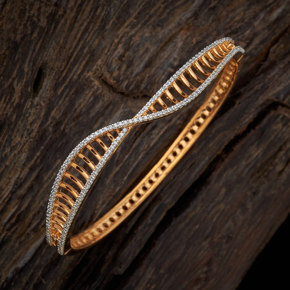 Zircon Kada Zircon Kada 151147