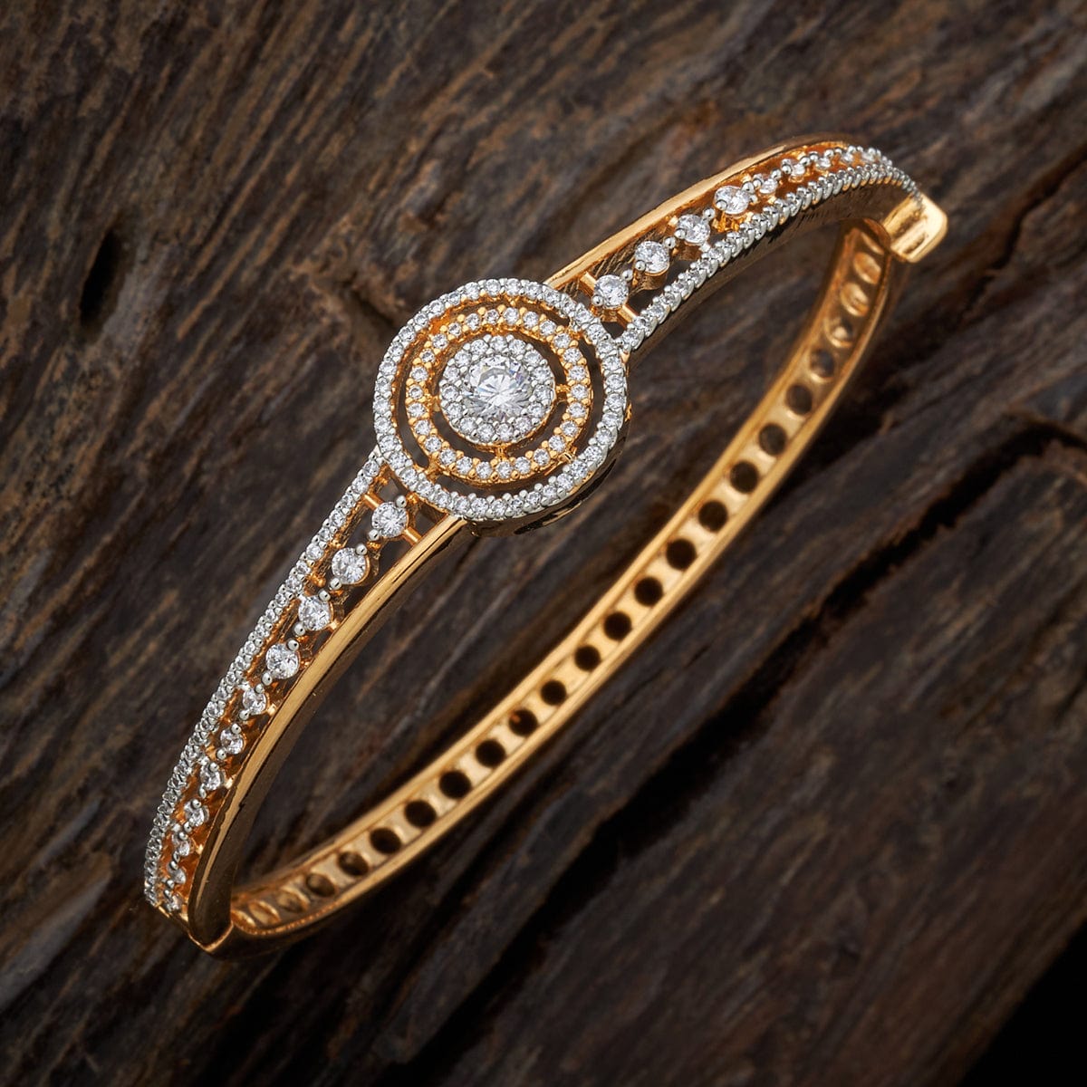 Zircon Kada Zircon Kada 151851