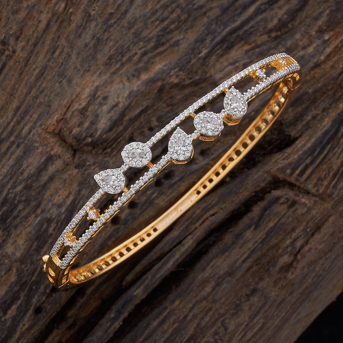 Zircon Kada Zircon Kada 177520