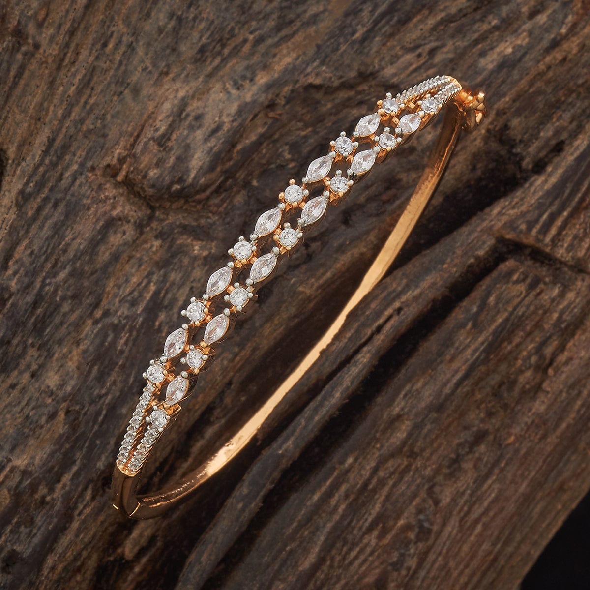 Zircon Kada Zircon Kada 182114