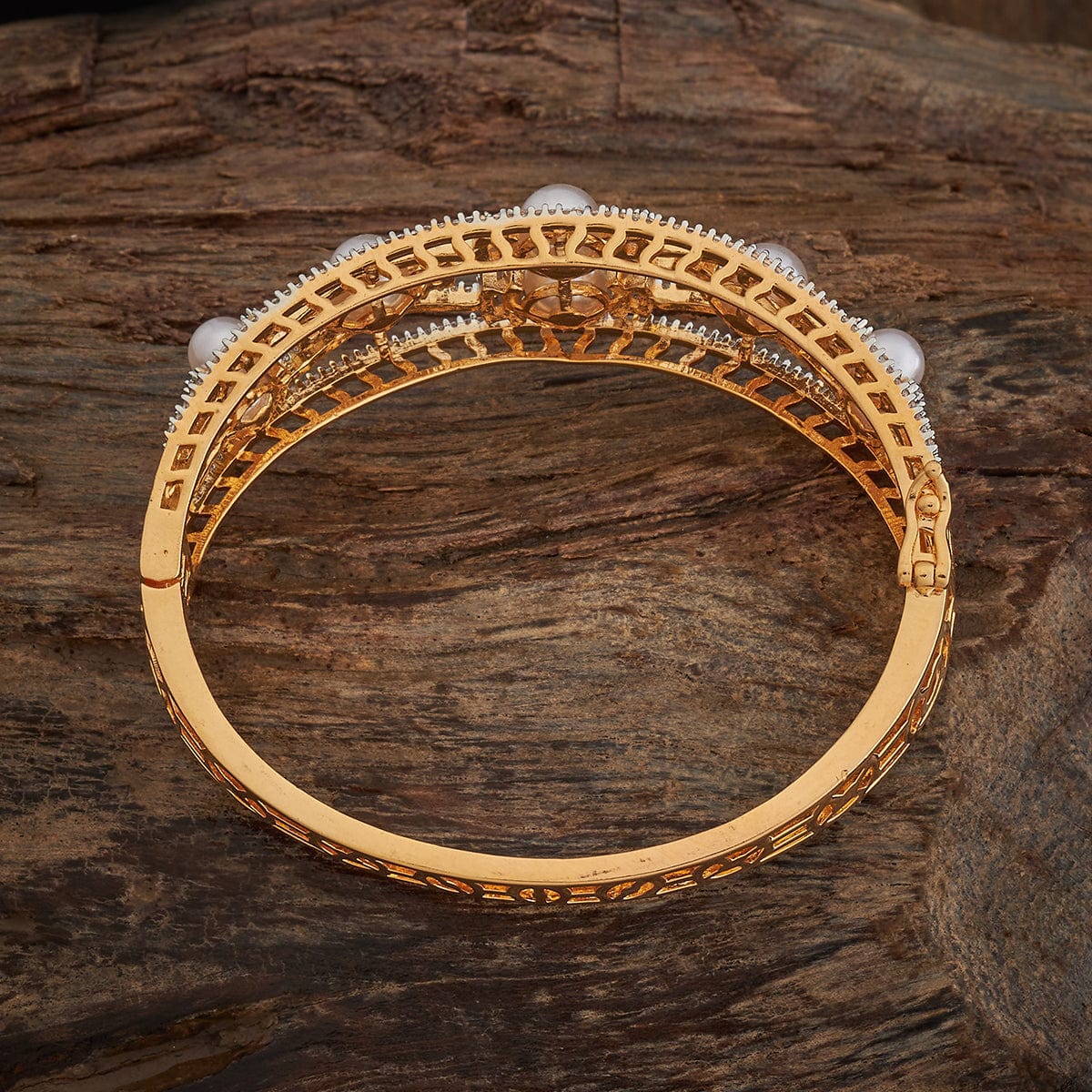 Zircon Kada Zircon Kada 184449