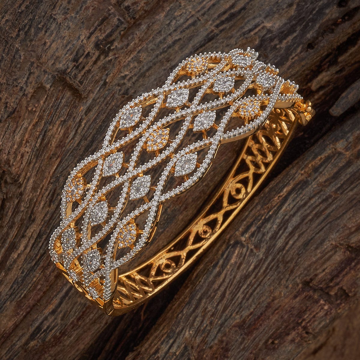 Zircon Kada Zircon Kada 184897