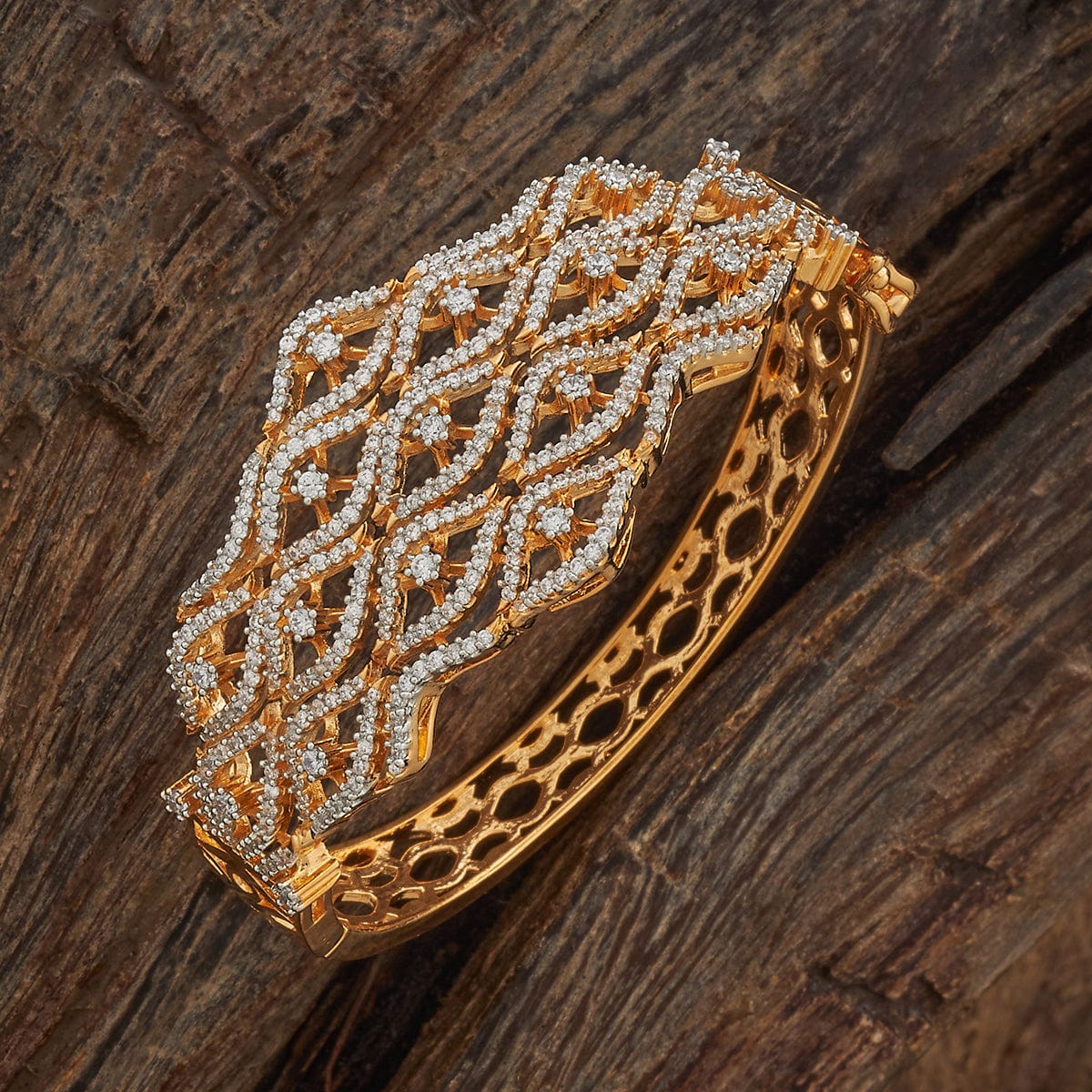 Zircon Kada Zircon Kada 184898