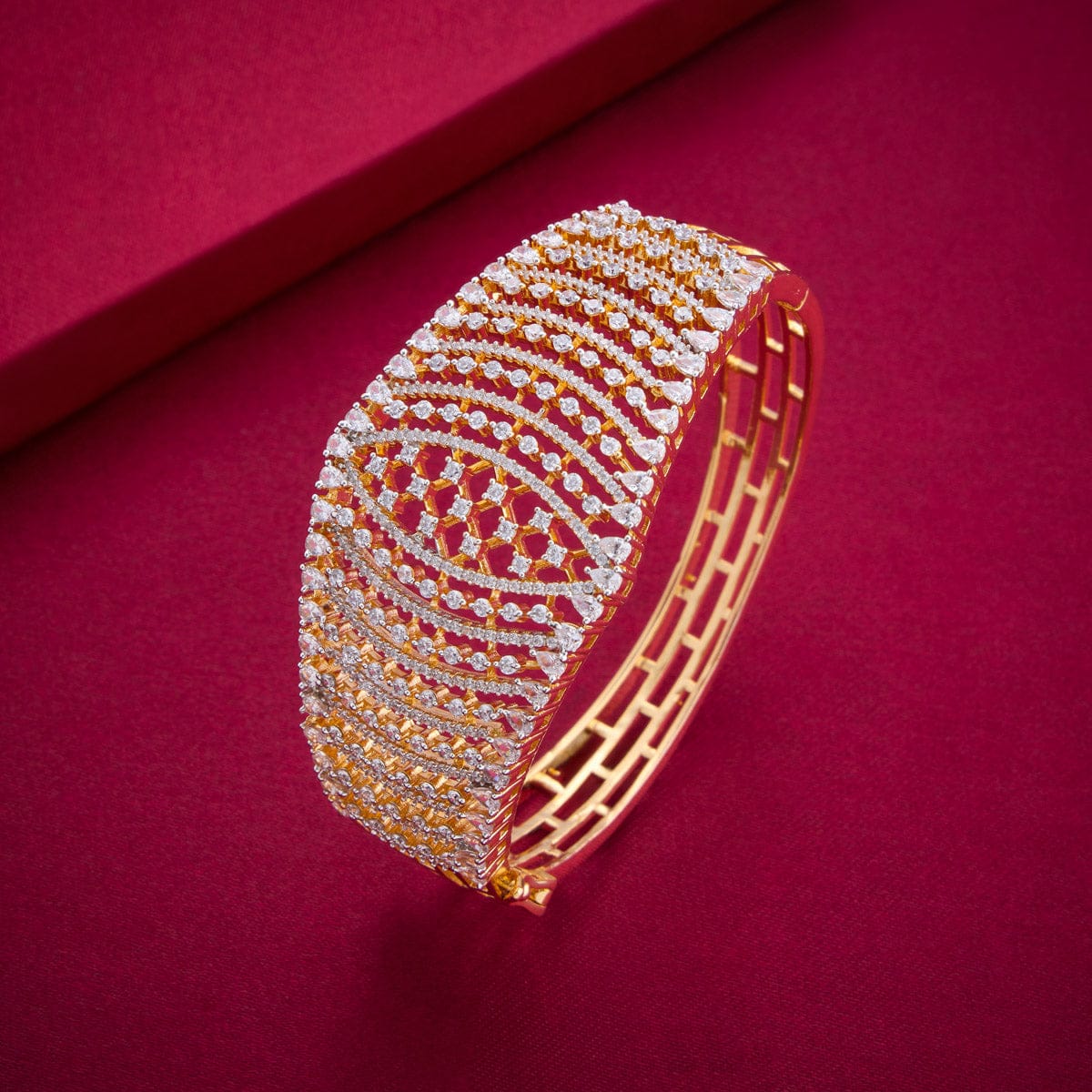 Zircon Kada Zircon Kada 191688