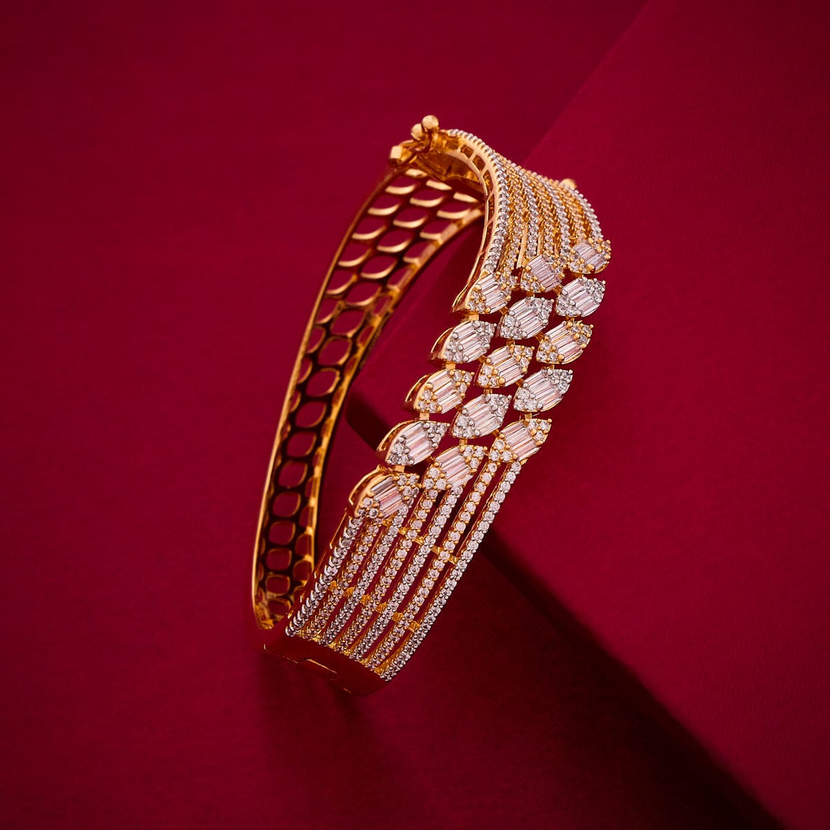 Zircon Kada Zircon Kada 191801