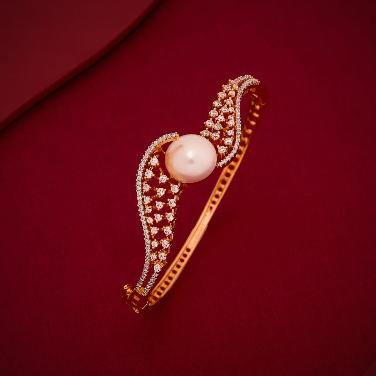 Zircon Kada Zircon Kada 191802