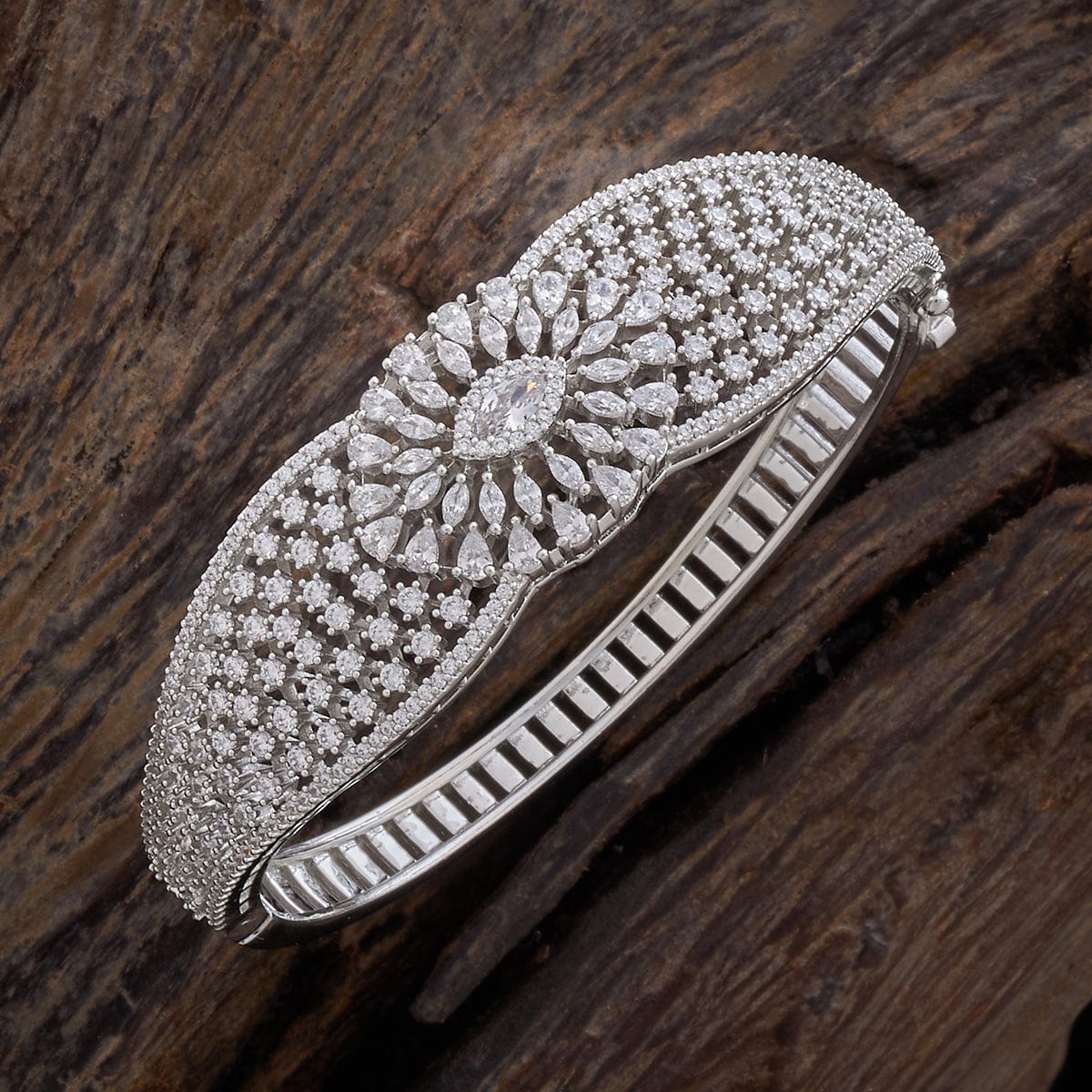 Zircon Kada Zircon Kada 178474