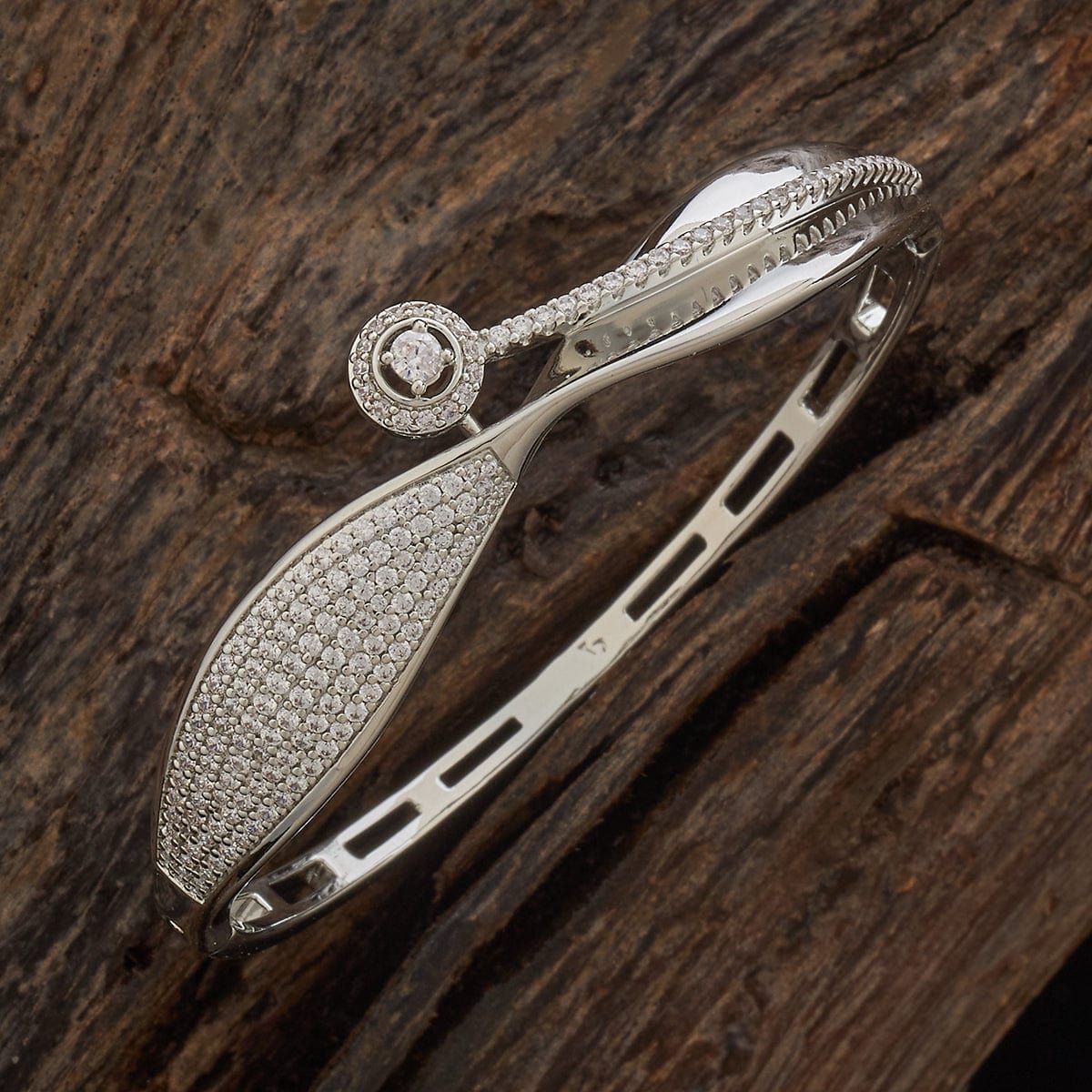 Zircon Kada Zircon Kada 182282