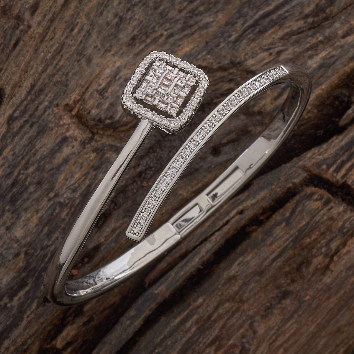 Zircon Kada Zircon Kada 187027