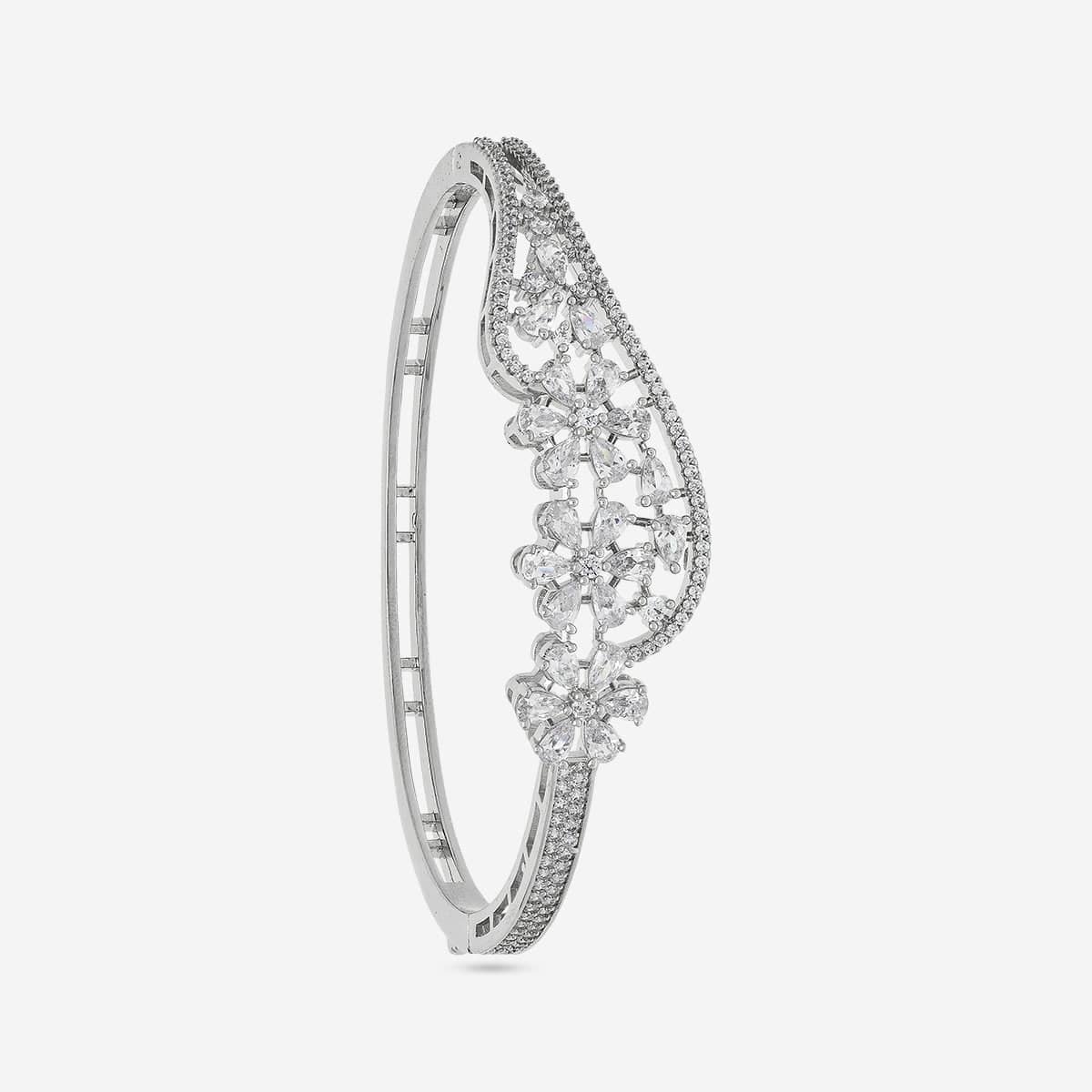 Zircon Kada Zircon Kada 194489