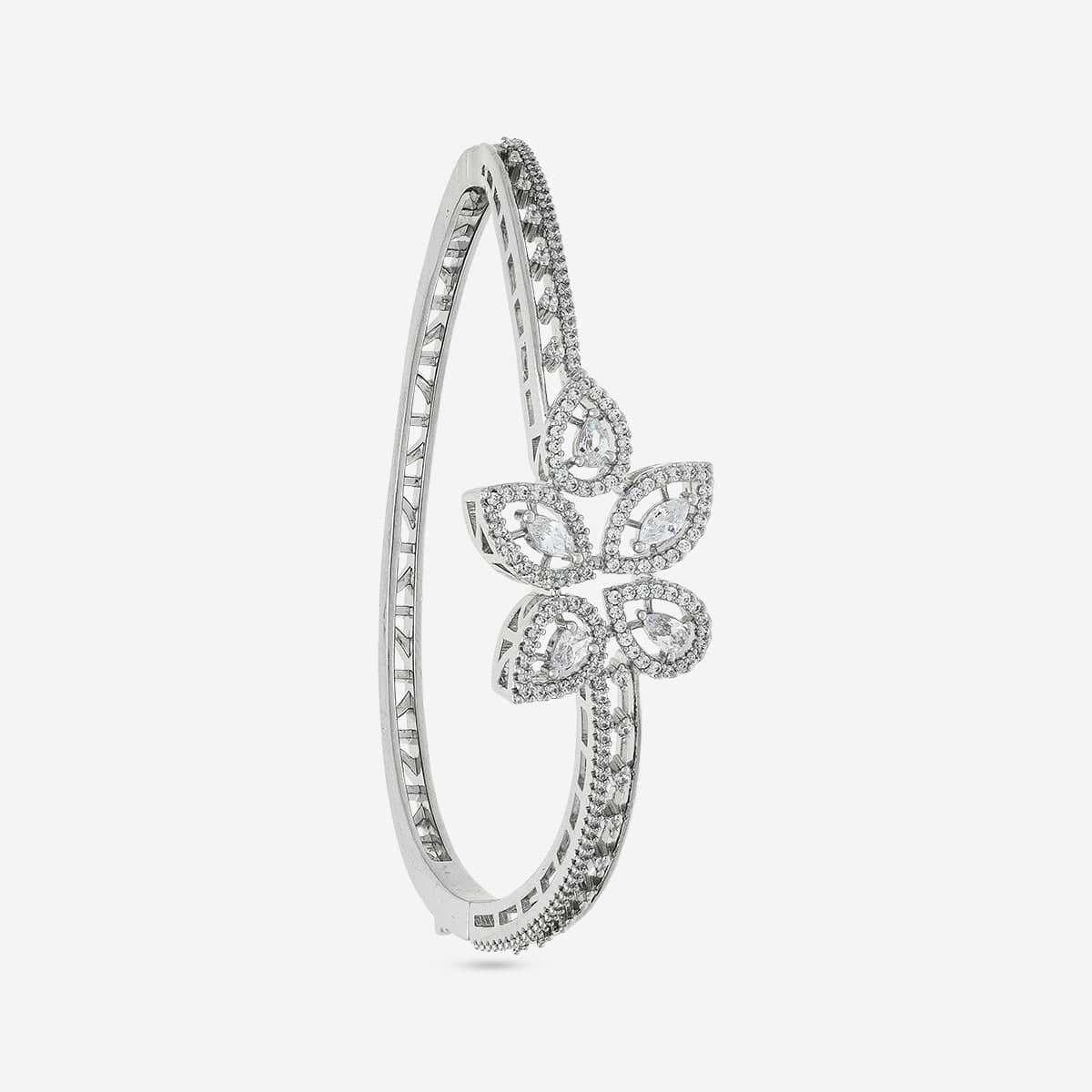 Zircon Kada Zircon Kada 194492