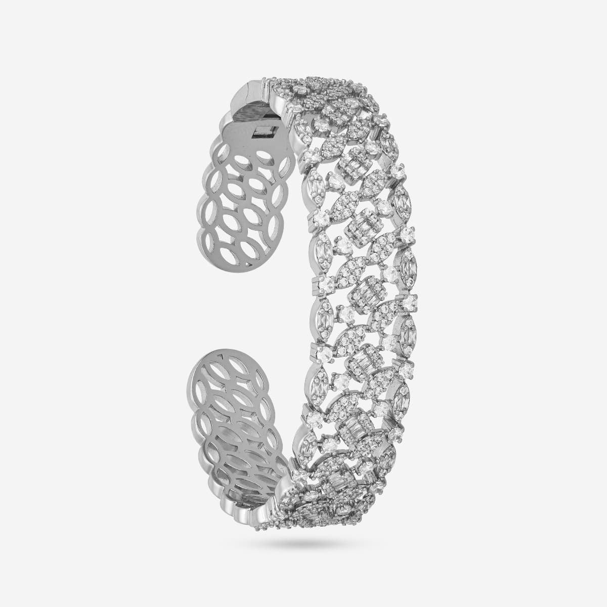 Zircon Kada Zircon Kada 201510