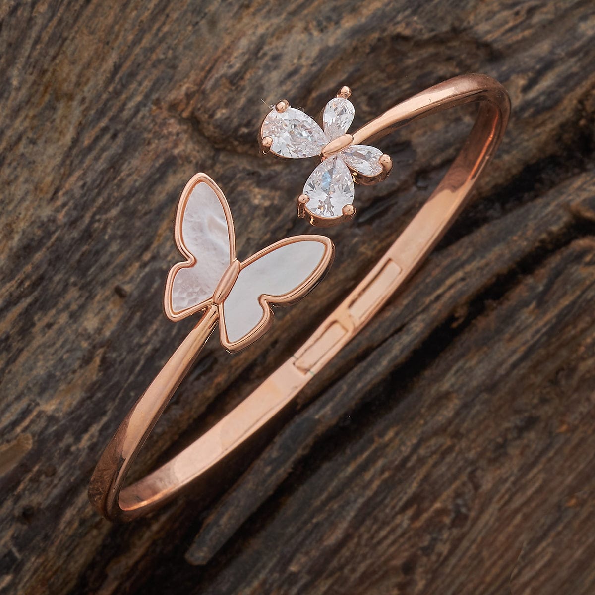 Zircon Kada Zircon Kada 184612