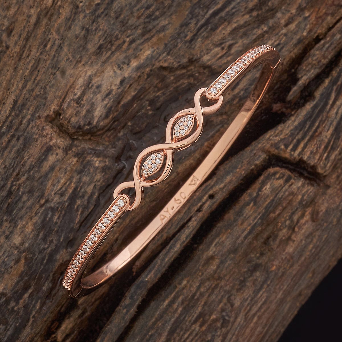 Zircon Kada Zircon Kada 184728