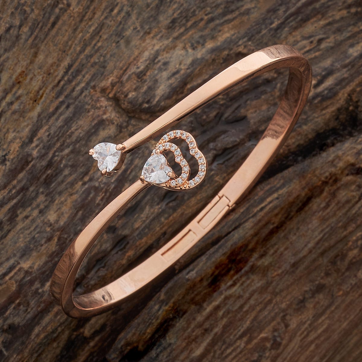 Zircon Kada Zircon Kada 184745