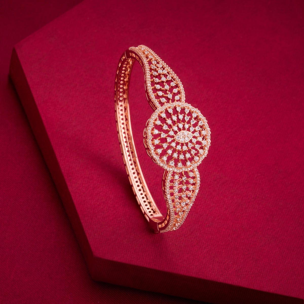 Zircon Kada Zircon Kada 194484