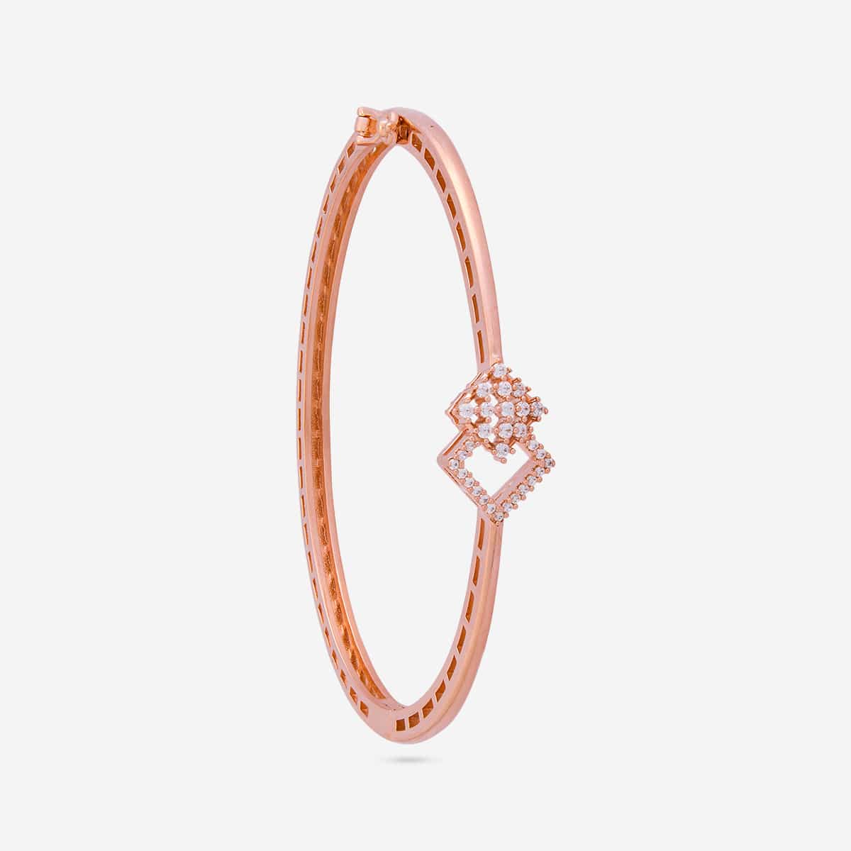 Zircon Kada Zircon Kada 197107