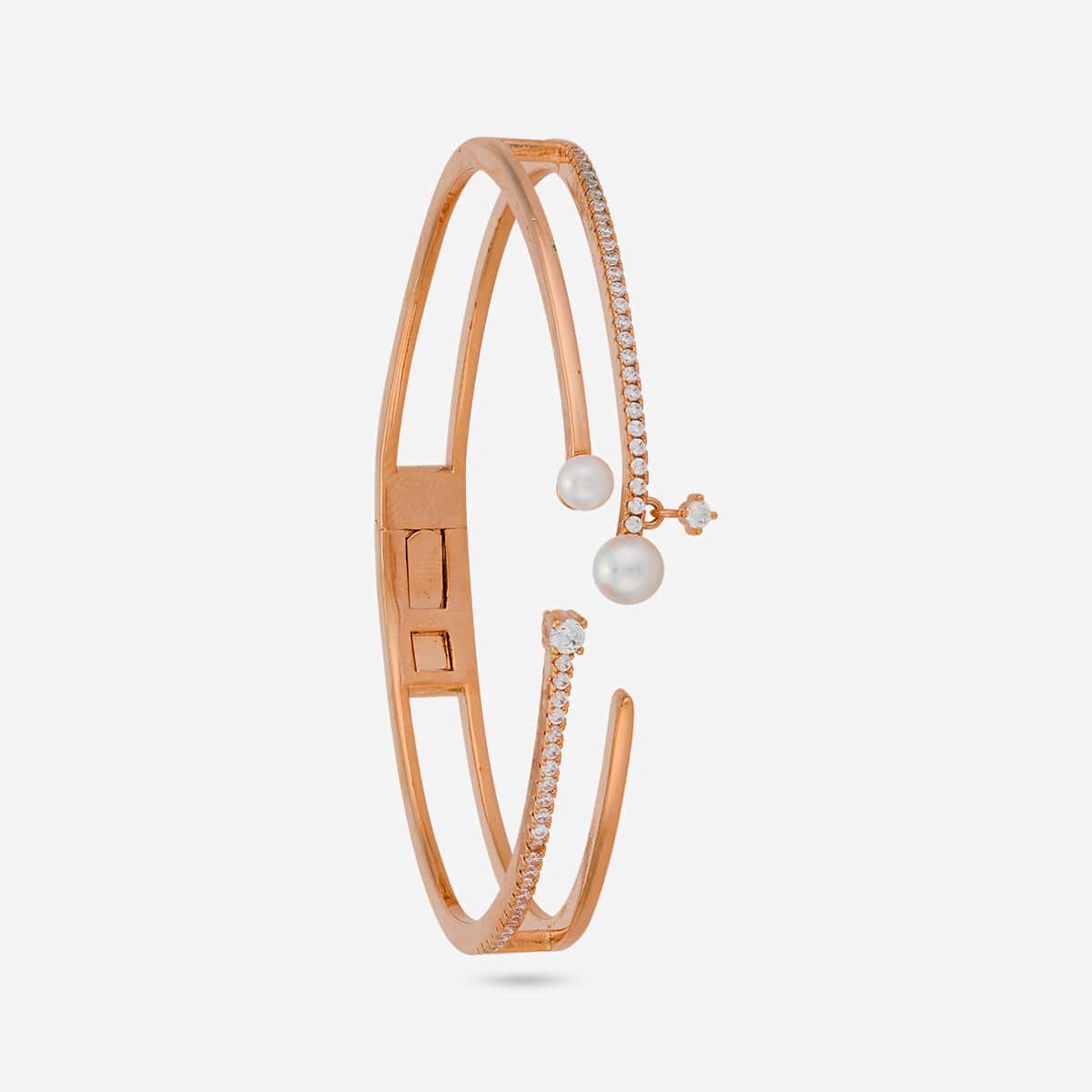 Zircon Kada Zircon Kada 201508