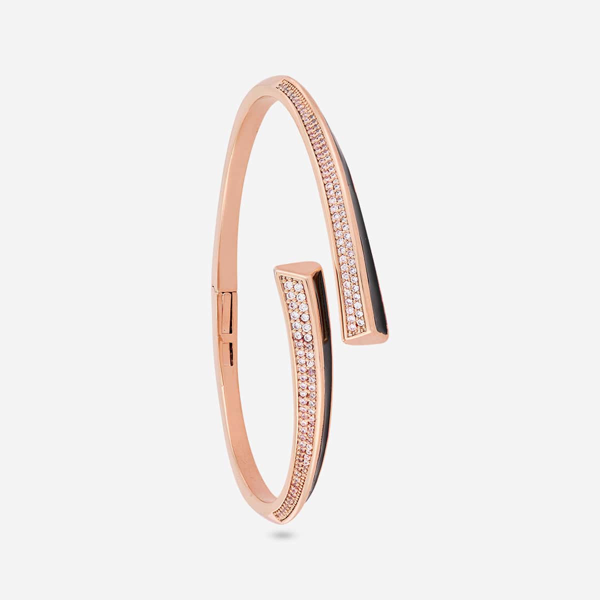 Zircon Kada Zircon Kada 201512