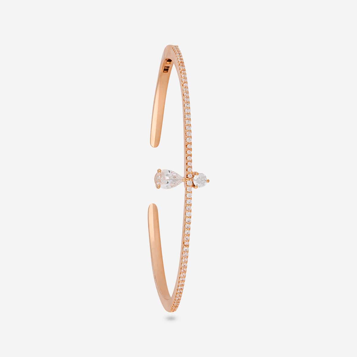Zircon Kada Zircon Kada 201525