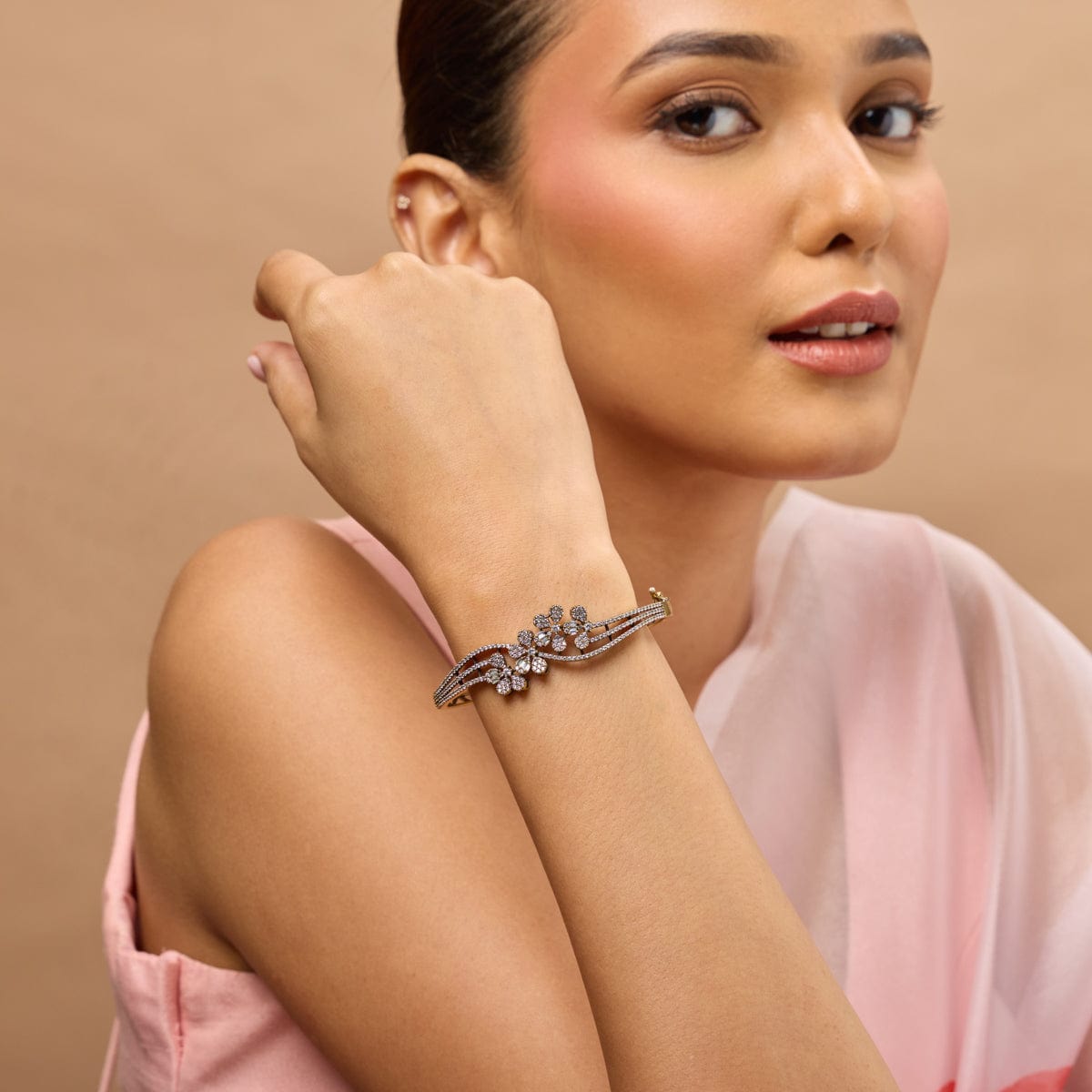 Zircon Kada Zircon Kada 187162