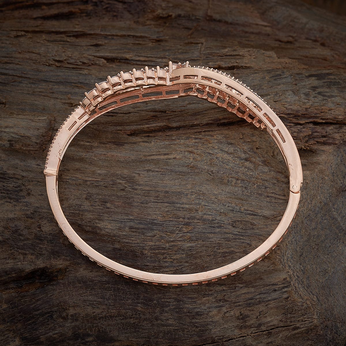 Zircon Kada Zircon Kada 170359