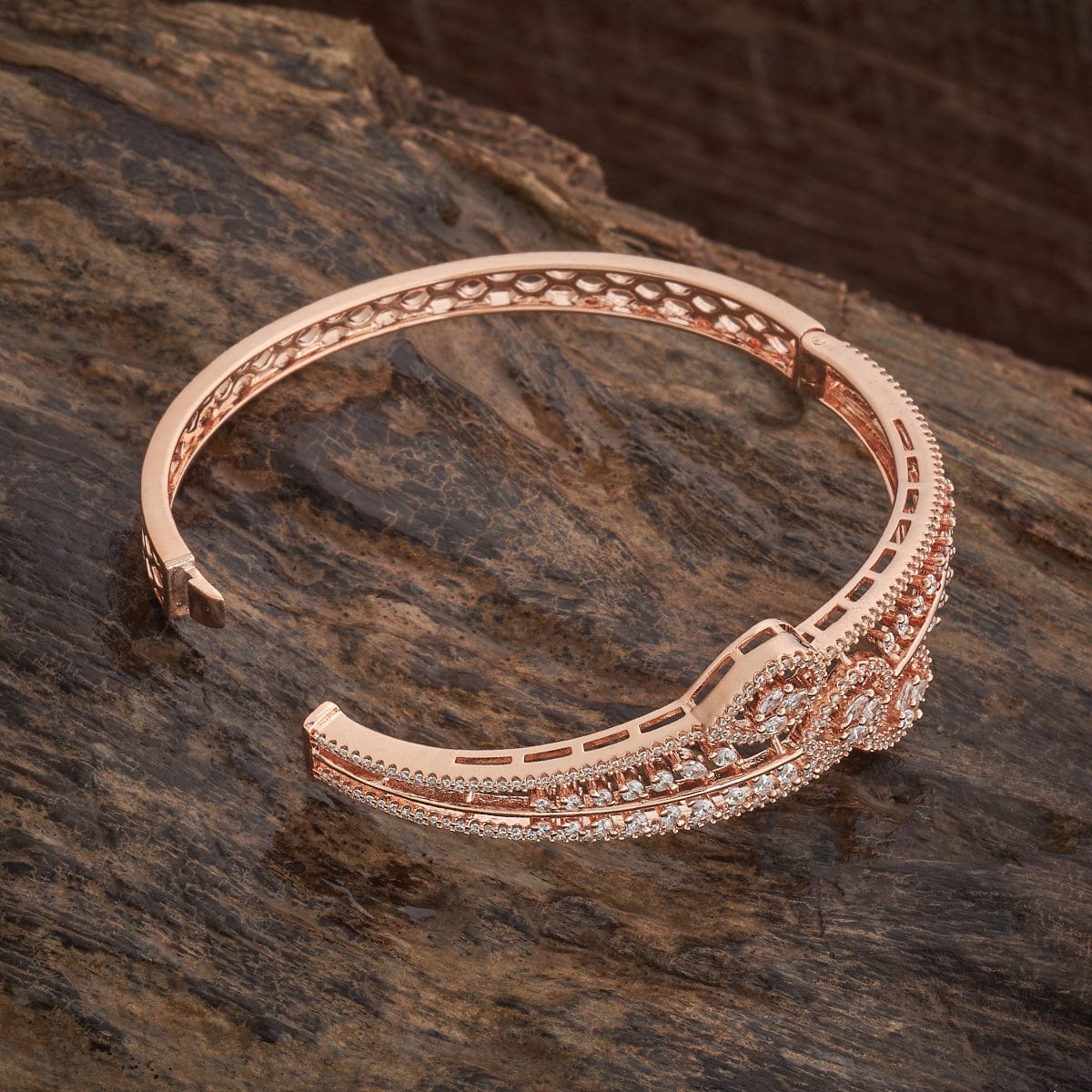 Zircon Kada Zircon Kada 170844