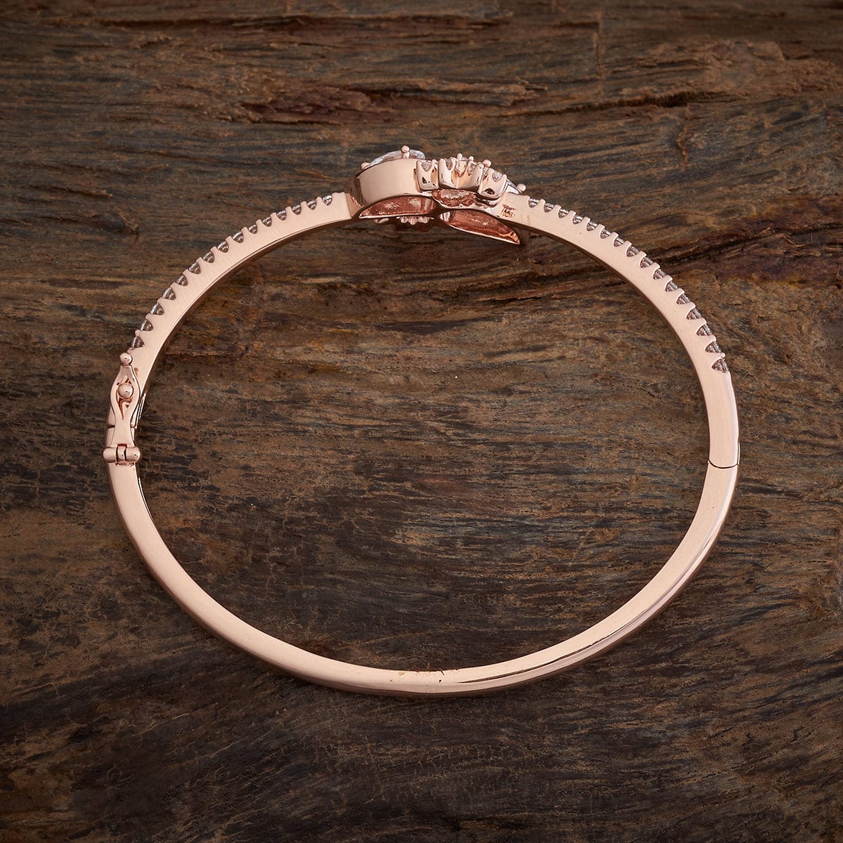 Zircon Kada Zircon Kada 174002