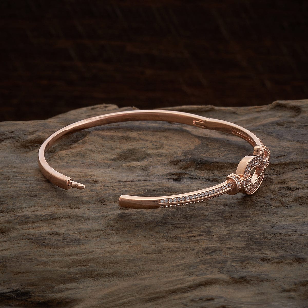 Zircon Kada Zircon Kada 174671