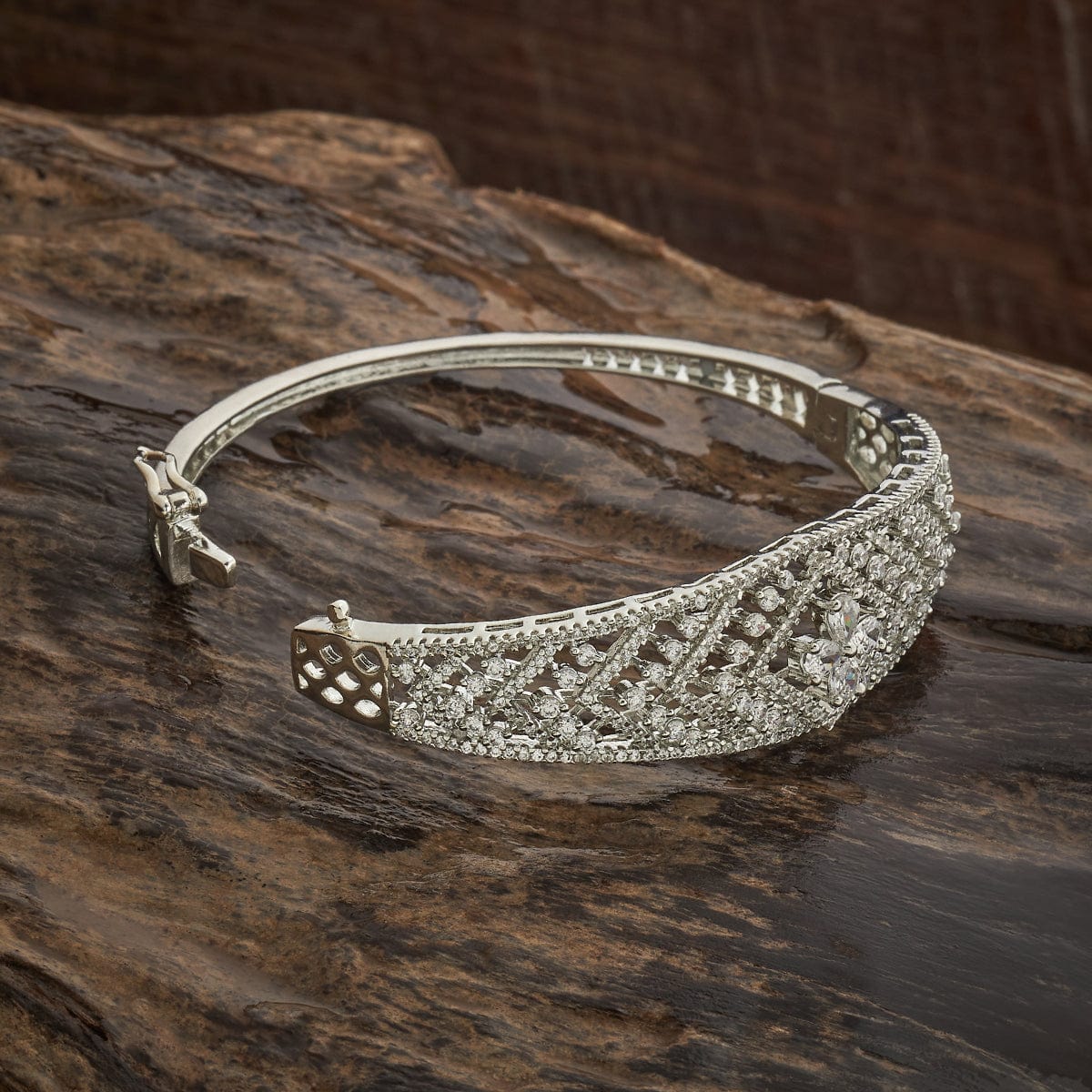 Zircon Kada Zircon Kada 178479