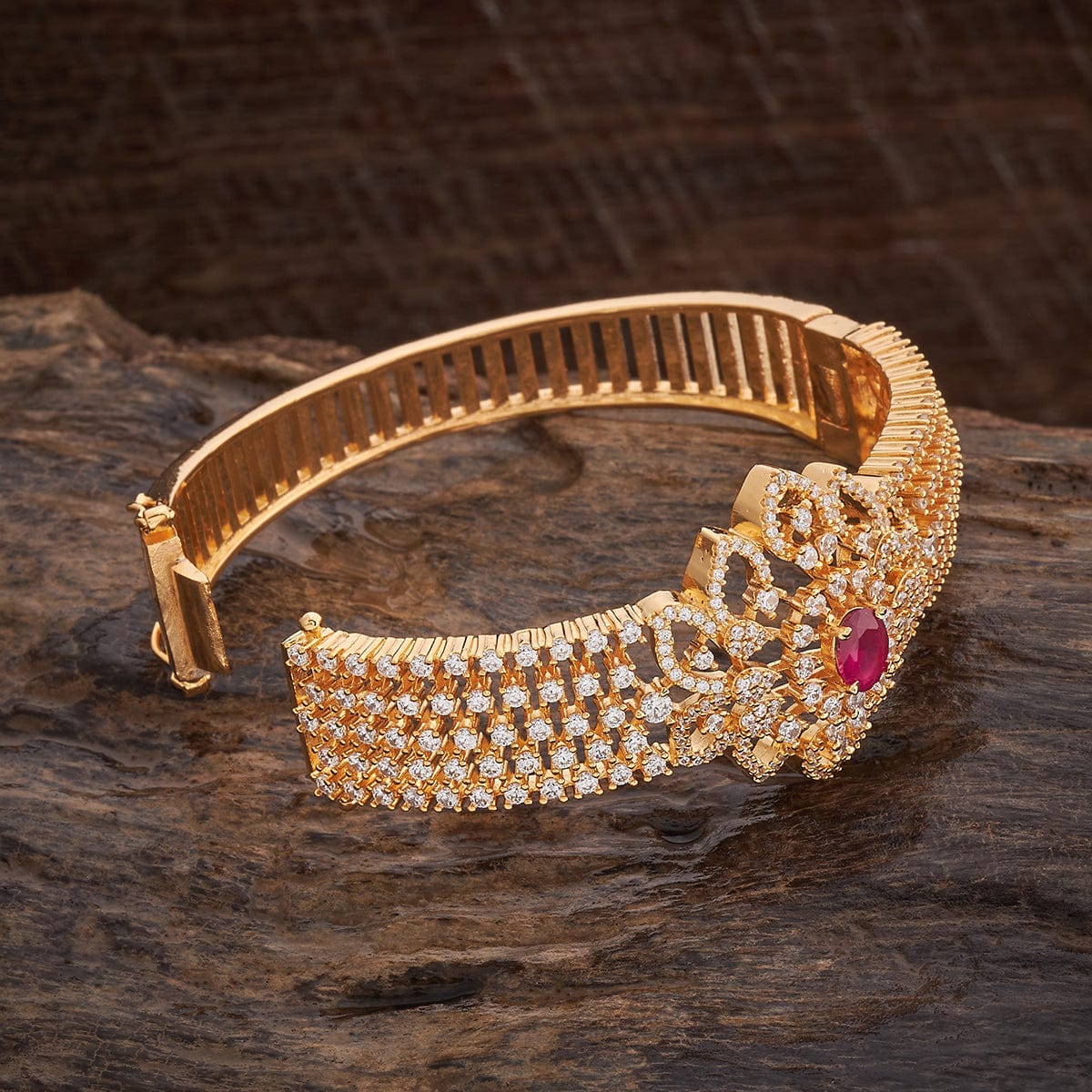 Zircon Kada Zircon Kada 180279