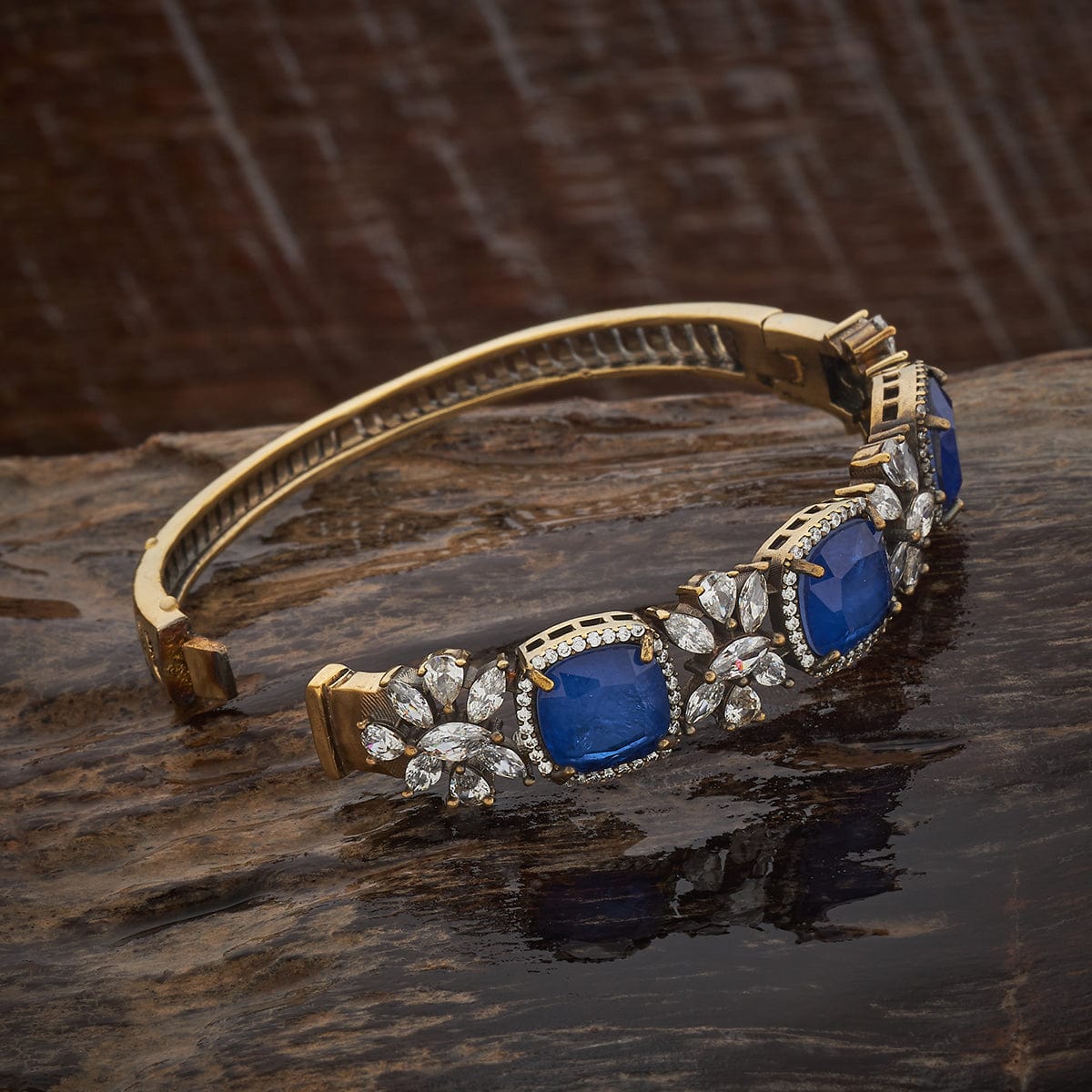 Zircon Kada Zircon Kada 180366