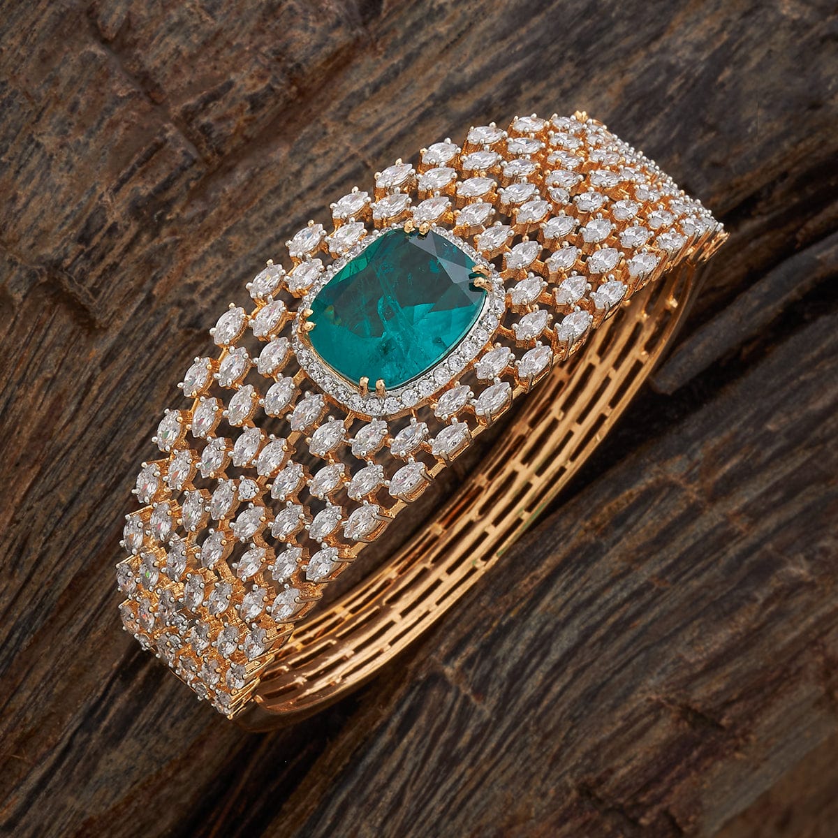 Zircon Kada Zircon Kada 180705