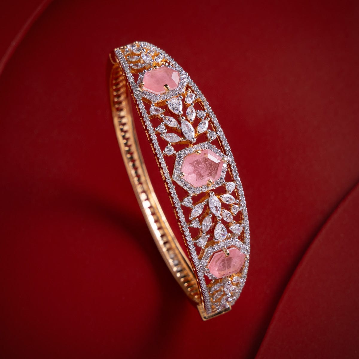 Zircon Kada Zircon Kada 182042