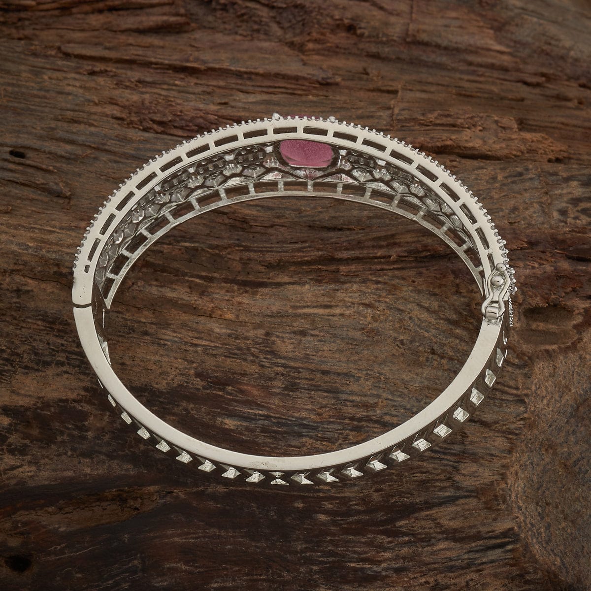 Zircon Kada Zircon Kada 182043