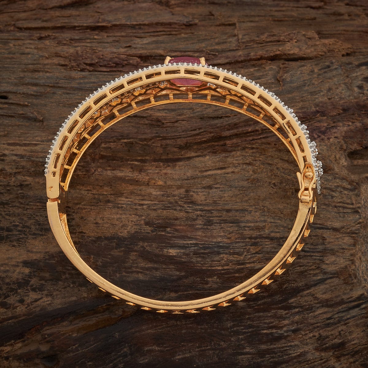 Zircon Kada Zircon Kada 182043