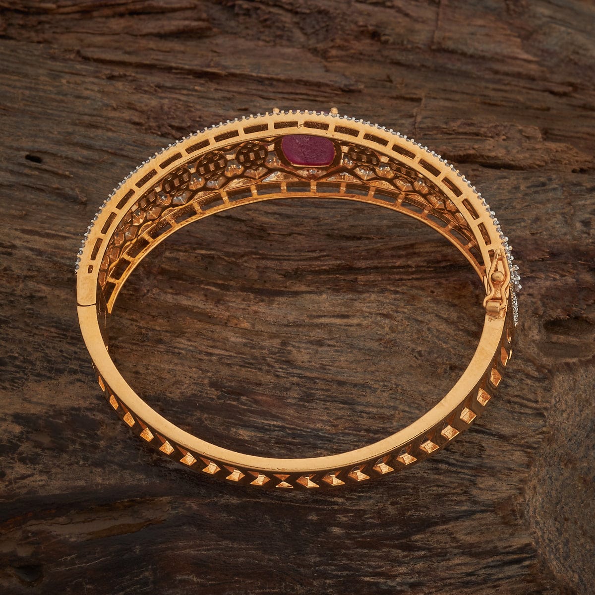 Zircon Kada Zircon Kada 182043