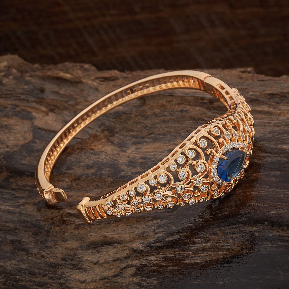 Zircon Kada Zircon Kada 182081